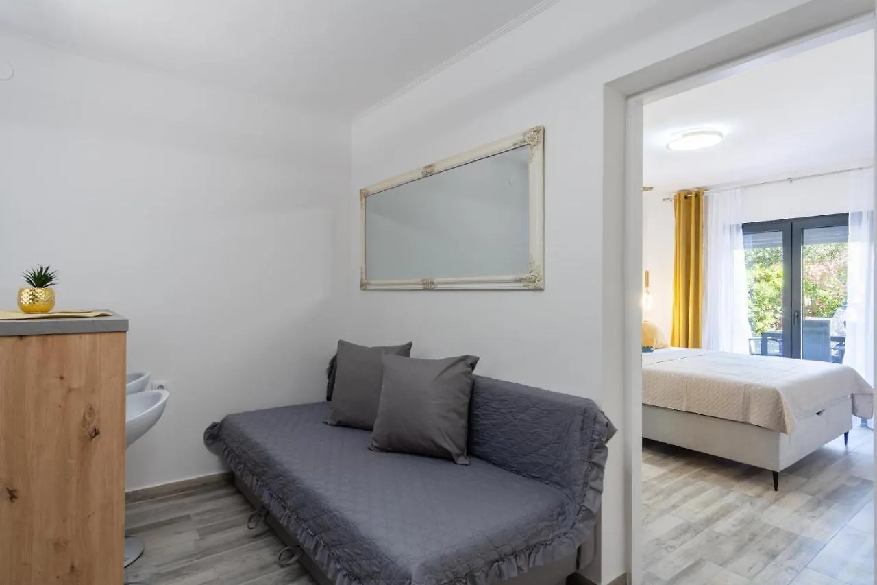 Apartmani Pardon Паг 0*,  Хорватия