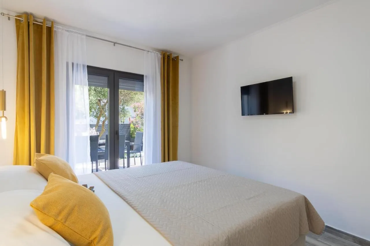 Apartmani Pardon Паг