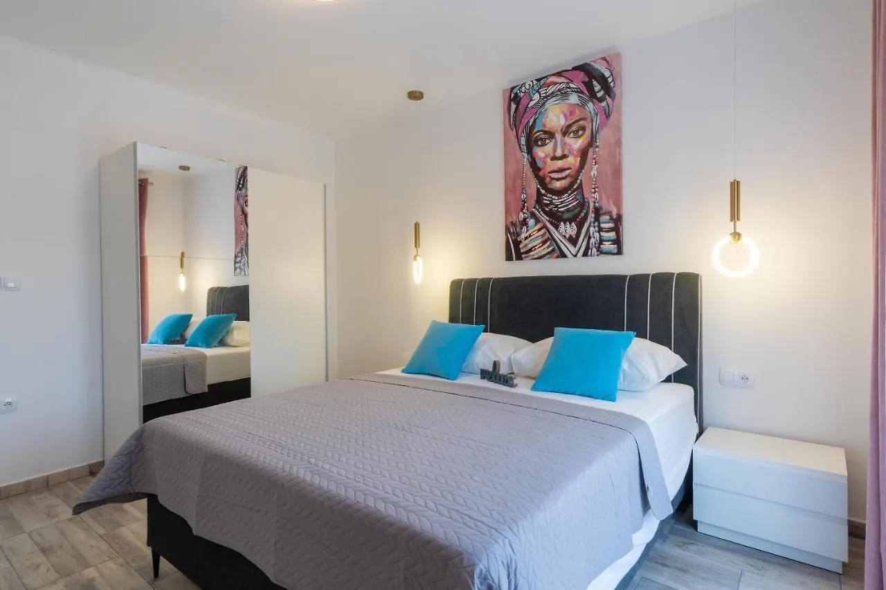 Apartmani Pardon Паг Апартаменты