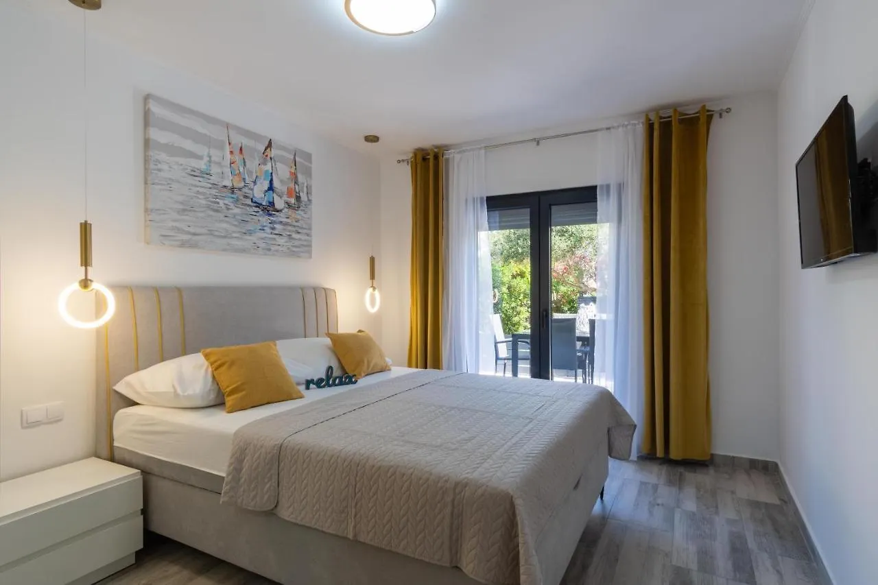 Apartmani Pardon Pag Town