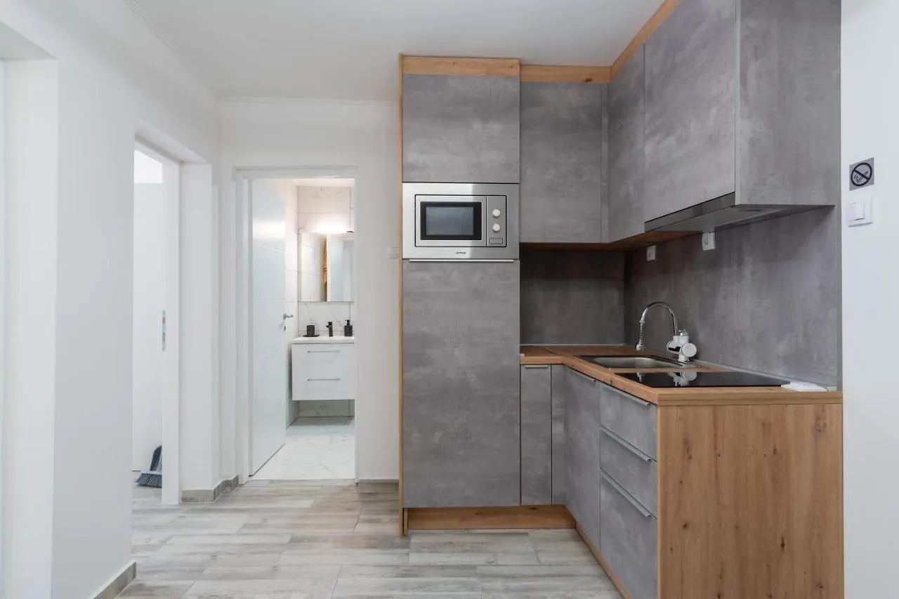 Apartmani Pardon Pag Town Croazia