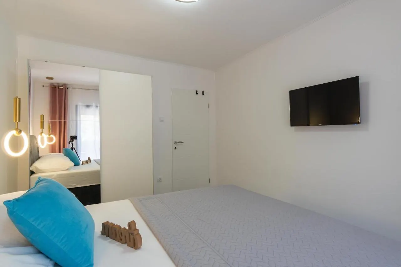 Appartamento Apartmani Pardon Pag Town