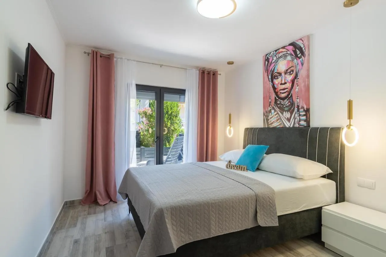Apartmani Pardon Pag Town Appartamento