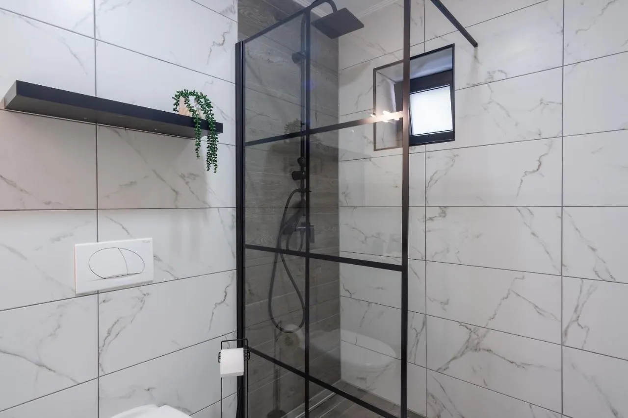 Apartmani Pardon Pag Town Croazia