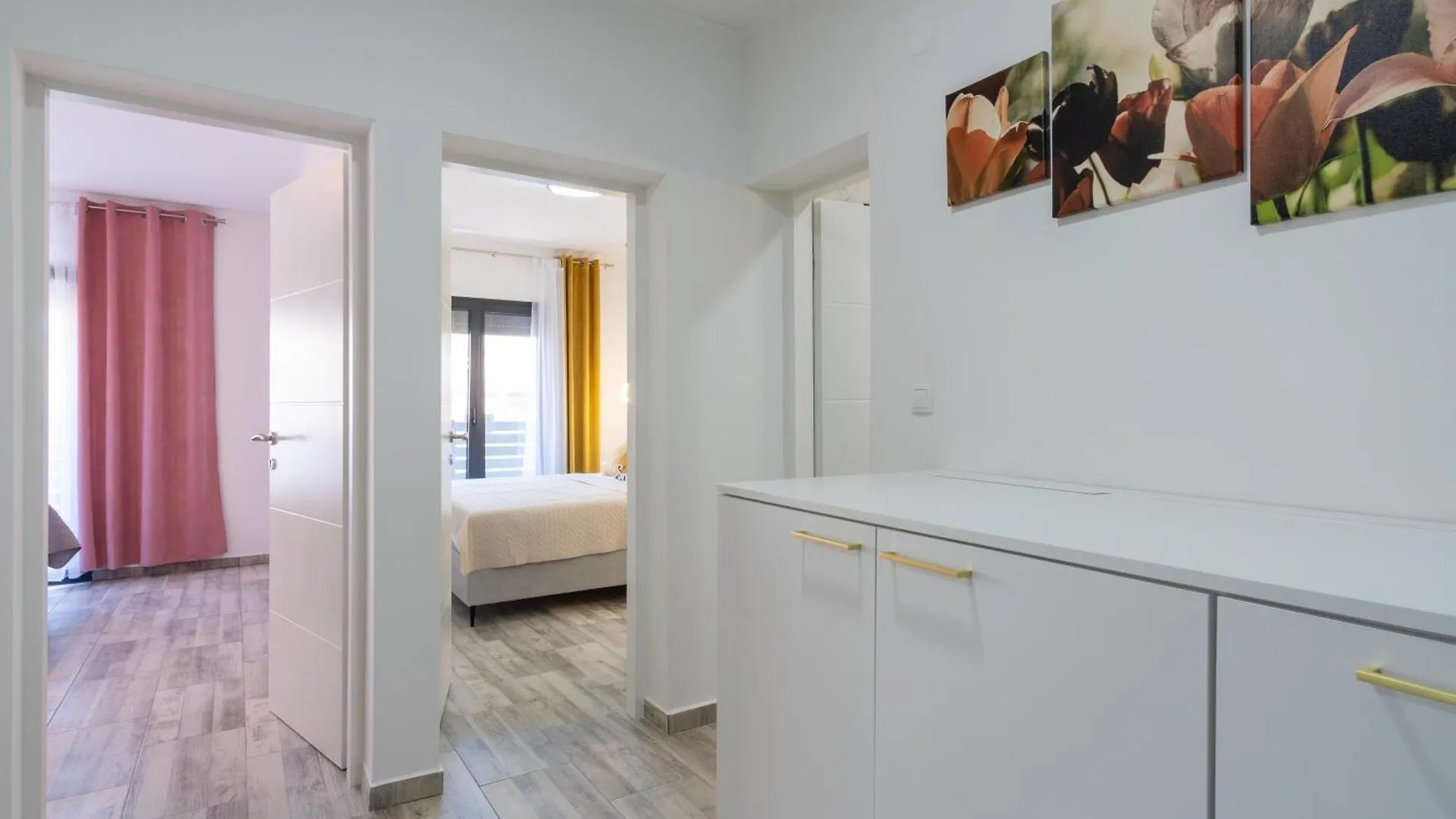 Apartmani Pardon Pag Town